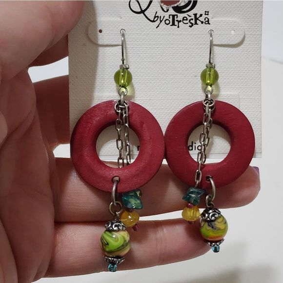Trreska Magenta And Green Funky Drop Earrings New!!!